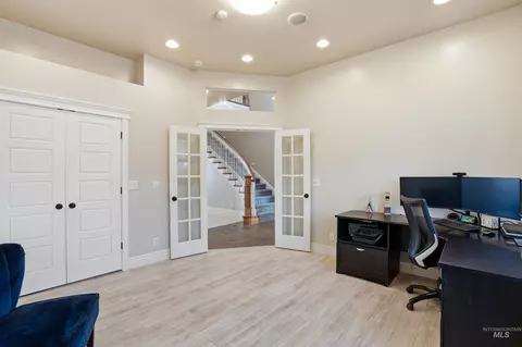 Entry Way - 978 S 1200 E, Eden, ID 83325 photo 2 of 7
