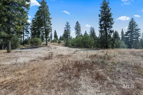 100 Coit Dr, Cascade, ID 83611 photo 12