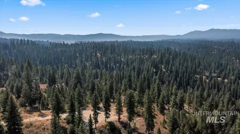 100 Coit Dr, Cascade, ID 83611 photo 3