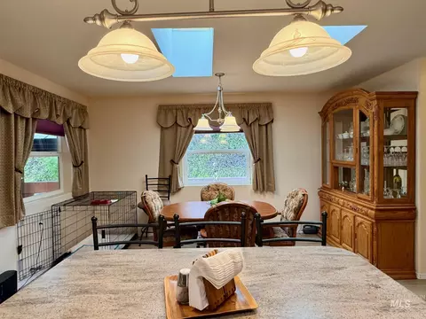 Dining - 811 Crest Dr, Kamiah, ID 83536 photo 1 of 1