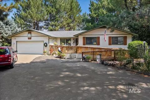 Exterior - 215 Willow, Hagerman, ID 83332 photo 20 of 21