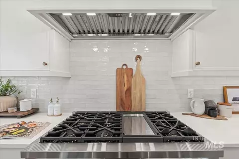 Kitchen - 7326 W Runner Stone St, Eagle, ID 83616 photo 10 of 11