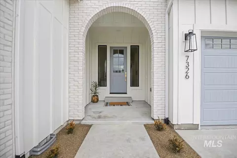 Exterior - 7326 W Runner Stone St, Eagle, ID 83616 photo 2 of 5