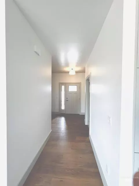 Other - 516 Maple Ct, Genesee, ID 83832 photo 2 of 10
