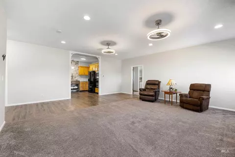 Living - 14119 Silver Ridge Rd, Caldwell, ID 83607 photo 1 of 1