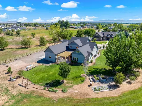 Exterior - 14119 Silver Ridge Rd, Caldwell, ID 83607 photo 2 of 7