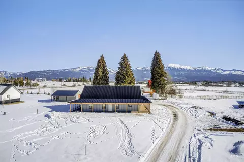 14066 Mulberry St, Mccall, ID 83638