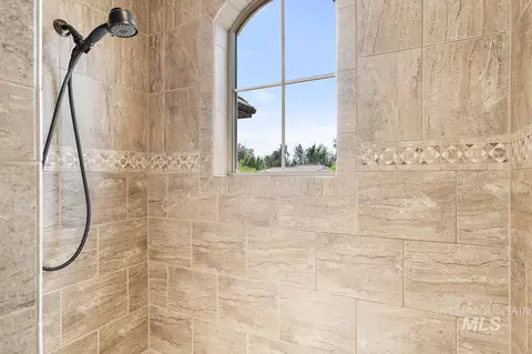 Bath - 1046 W Sherington Dr, Eagle, ID 83616 photo 7 of 7