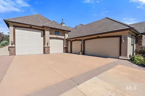 Exterior - 1046 W Sherington Dr, Eagle, ID 83616 photo 1 of 8
