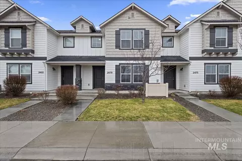 2479 E Goldstone St, Meridian, ID 83642