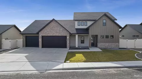 645 Canyon Crest Dr W, Twin Falls, ID 83301