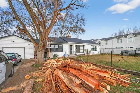 1009 Burrell Ave, Lewiston, ID 83501