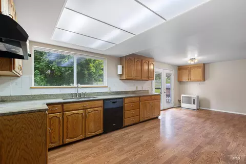 Kitchen - 478 And 716 Three Bear Rd, Kendrick, ID 83537 photo 2 of 2