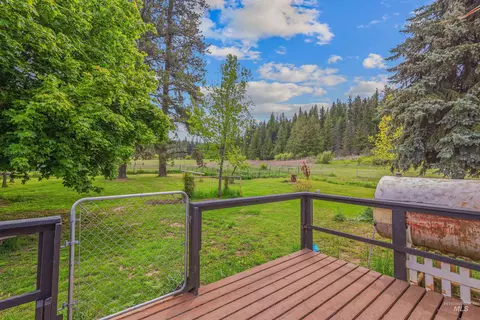 Exterior - 478 And 716 Three Bear Rd, Kendrick, ID 83537 photo 11 of 16
