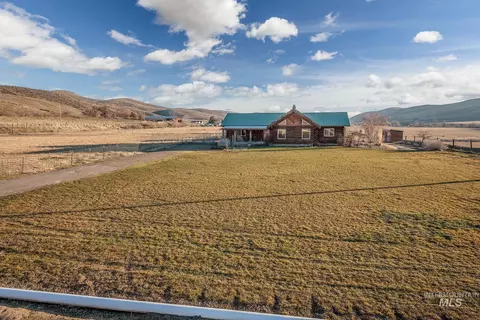 1855 Jones Rd, Weiser, ID 83672