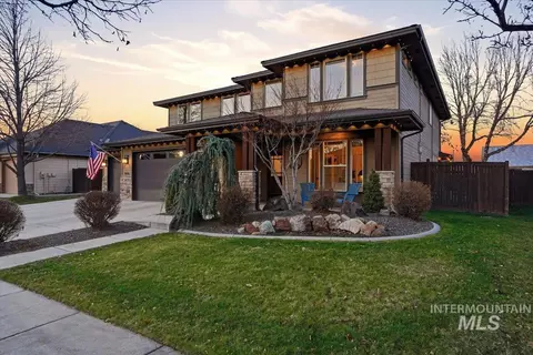 946 W Bacall St, Meridian, ID 83646