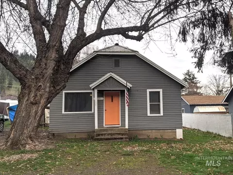 220 N F St, Orofino, ID 83544