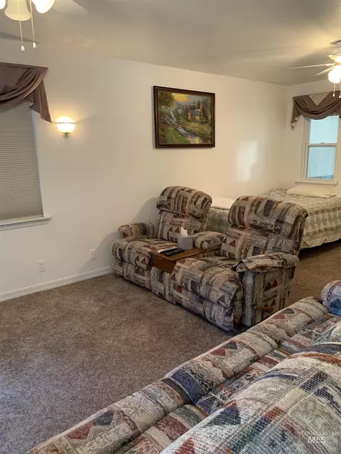 Living - 514 E13 Sawyer St #E13, Cascade, ID 83611 photo 1 of 3