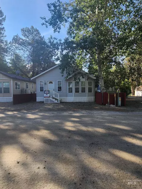 Other - 514 E13 Sawyer St #E13, Cascade, ID 83611 photo 10 of 14
