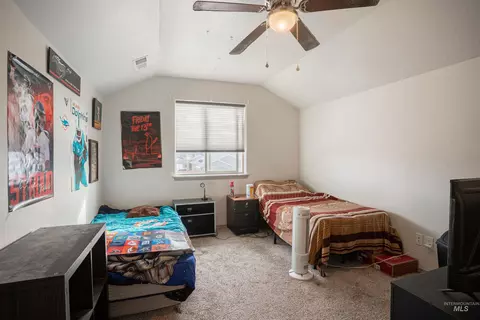 Bedroom - 808 E Ave J, Jerome, ID 83338 photo 7 of 7