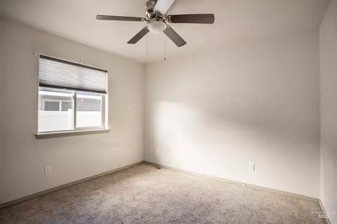 Bedroom - 808 E Ave J, Jerome, ID 83338 photo 1 of 7