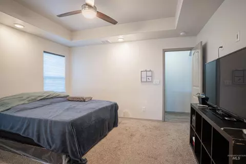 Bedroom - 808 E Ave J, Jerome, ID 83338 photo 5 of 7