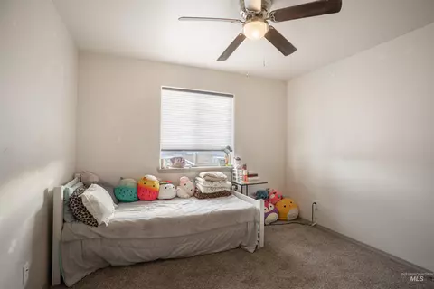 Bedroom - 808 E Ave J, Jerome, ID 83338 photo 3 of 7