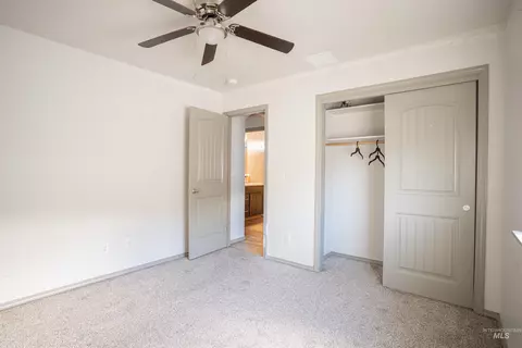 Bedroom - 808 E Ave J, Jerome, ID 83338 photo 2 of 7