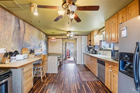 Kitchen - 1252 Mesa, Mesa, ID 83643 photo 3 of 3