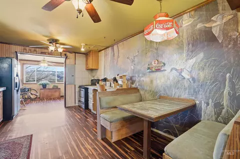 Dining - 1252 Mesa, Mesa, ID 83643 photo 1 of 1