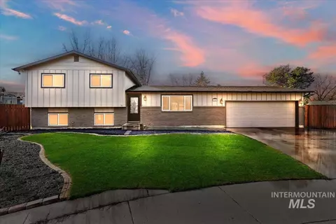 10667 W Cranberry St, Boise, ID 83713