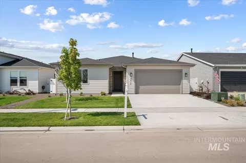 977 N Dark Maple Ave, Star, ID 83669