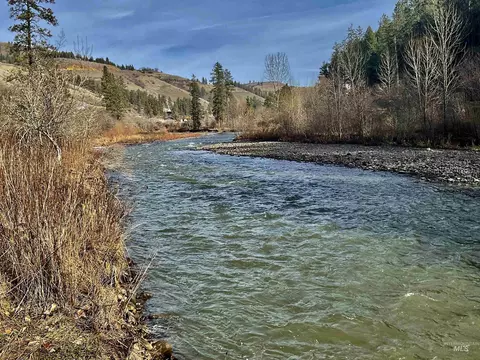 1050 Cedar Ridge Rd, Kendrick, ID 83537