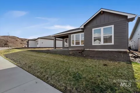Exterior - 6532 E Lucy Dr, Eagle, ID 83629 photo 2 of 7