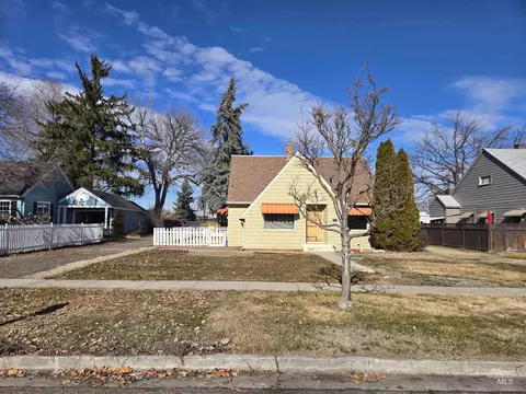 1115 SW 2nd Ave, Ontario, OR 97914