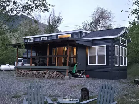 532 Old Pollock Rd, Riggins, ID 83549