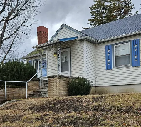 701 King St, Cottonwood, ID 83522