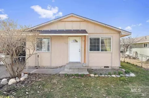 325 W Ave E, Jerome, ID 83338