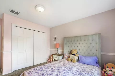 Bedroom - 733 Beta Cir, Twin Falls, ID 83301 photo 3 of 11
