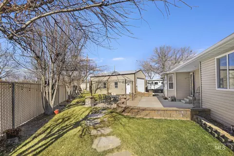 Exterior - 733 Beta Cir, Twin Falls, ID 83301 photo 6 of 17