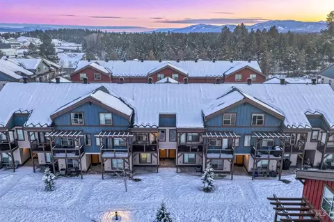 109 Broken Pine Ln, Mccall, ID 83638