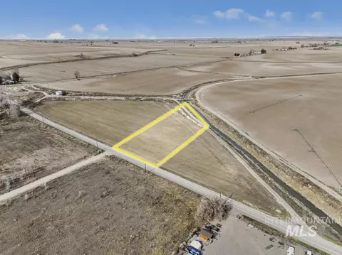 3 300 South Road, Heyburn, ID 83336