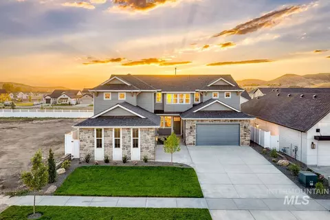 21690 Appaloosa Ave, Star, ID 83669