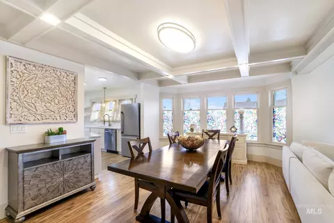 Dining - 661 2nd Ave N, Twin Falls, ID 83301 photo 2 of 2