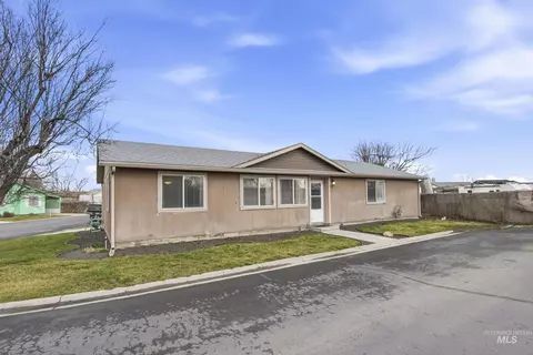 1907 W Flamingo Ave #152, Nampa, ID 83651