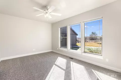 Bedroom - 3365 Willow Way, Twin Falls, ID 83301 photo 2 of 6