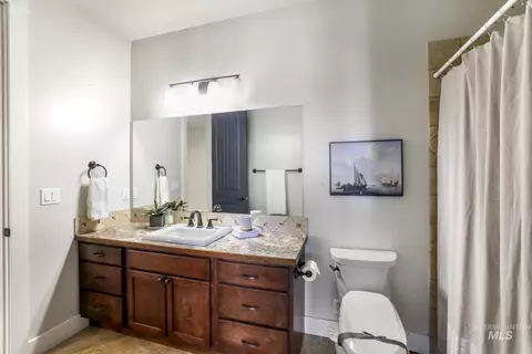 Bath - 3365 Willow Way, Twin Falls, ID 83301 photo 6 of 7