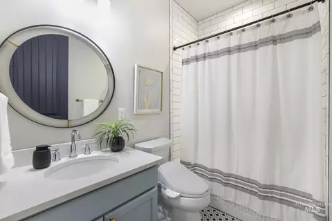 Bath - 3365 Willow Way, Twin Falls, ID 83301 photo 3 of 7