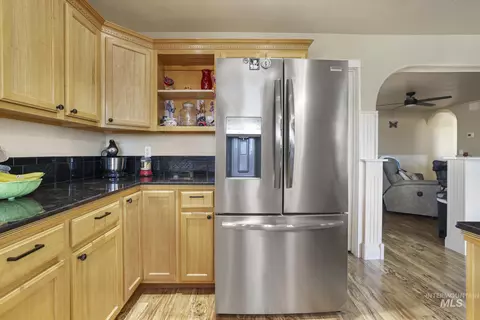 Kitchen - 560 Riverview Dr, Gooding, ID 83330 photo 3 of 6