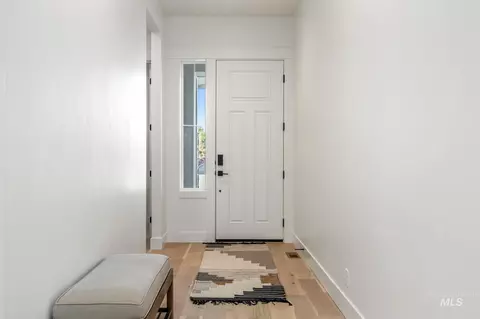 Entry Way - 6419 W Piaffe St, Eagle, ID 83616 photo 1 of 4